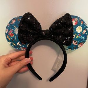 Disney parks limited release lounge fly Minnie ears